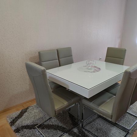 Apartman Lara ピロト エクステリア 写真