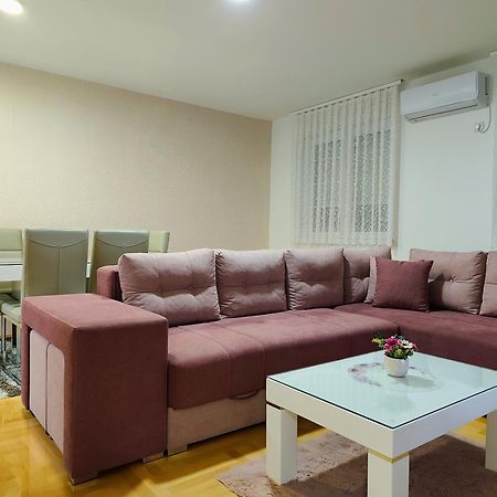 Apartman Lara ピロト エクステリア 写真
