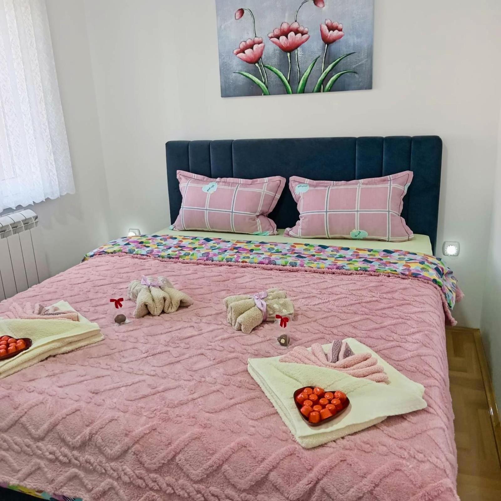 Apartman Lara ピロト エクステリア 写真
