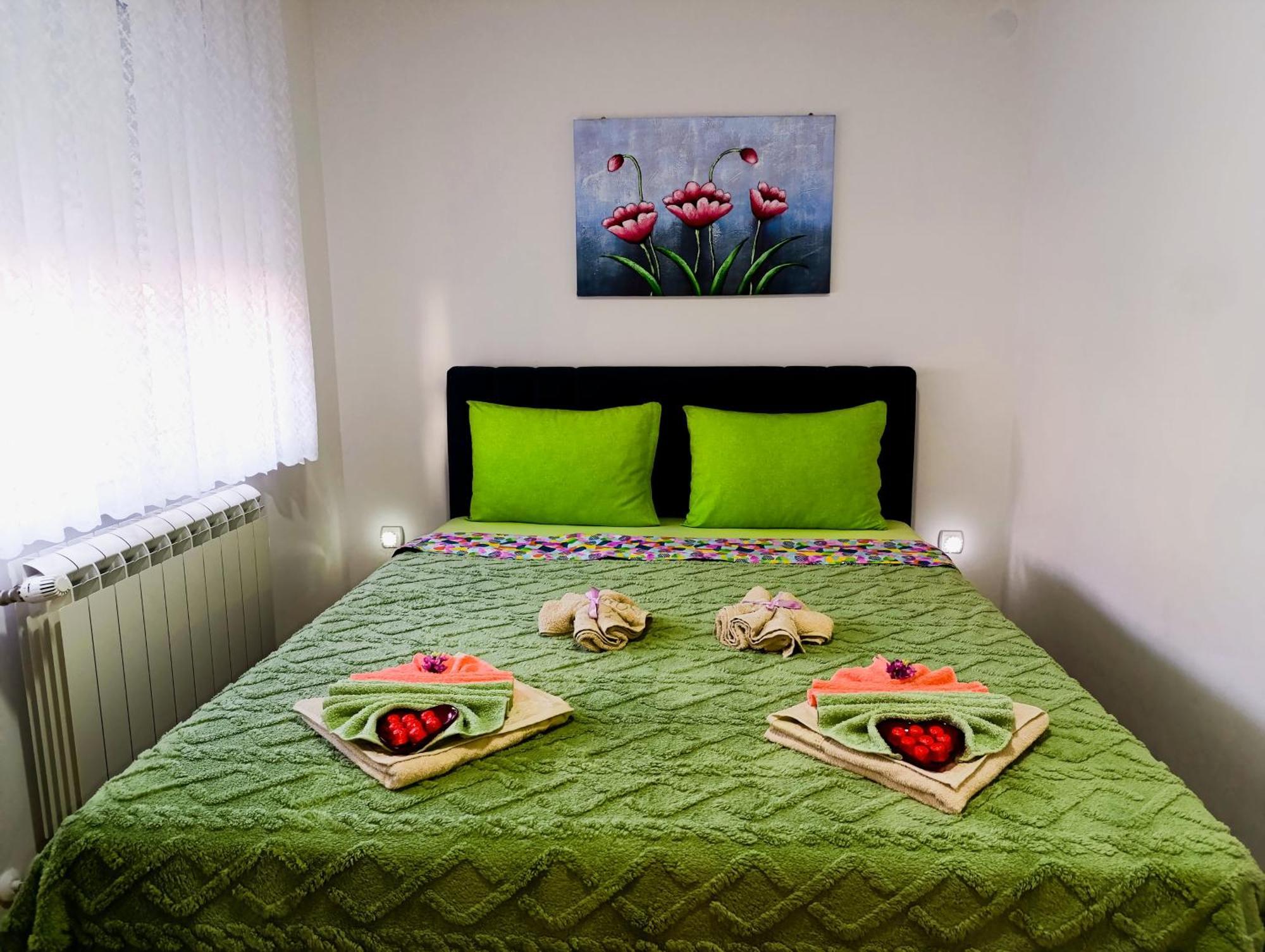 Apartman Lara ピロト エクステリア 写真