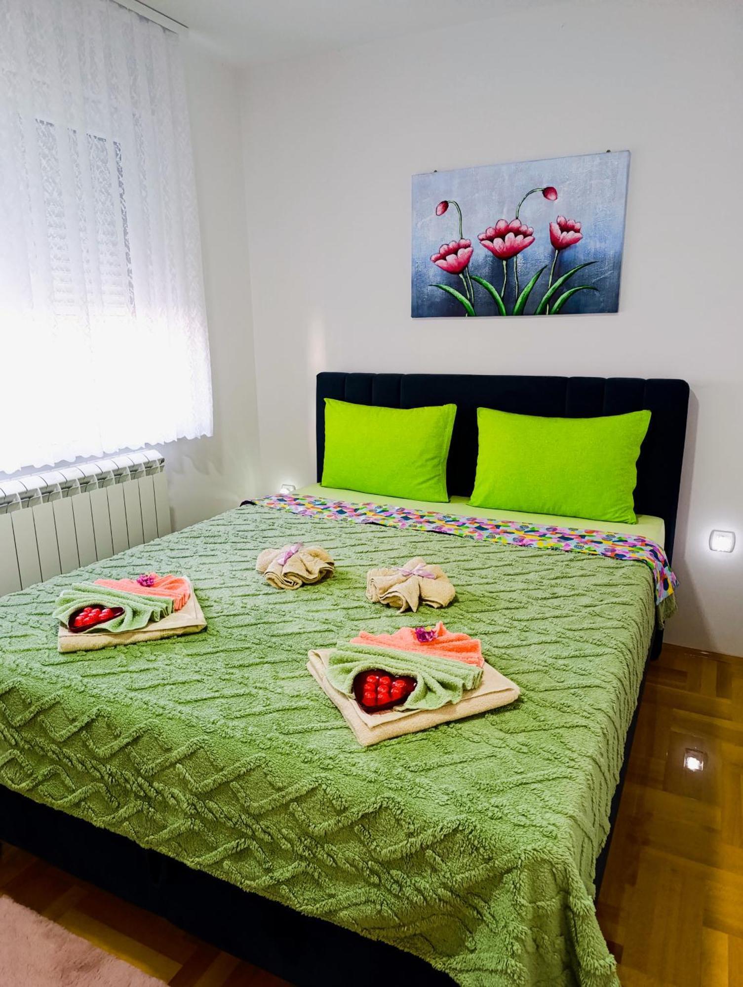 Apartman Lara ピロト エクステリア 写真